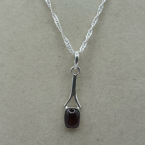Silver and Garnet Pendant on Silver Twisted Chain - Picture 9 of 11